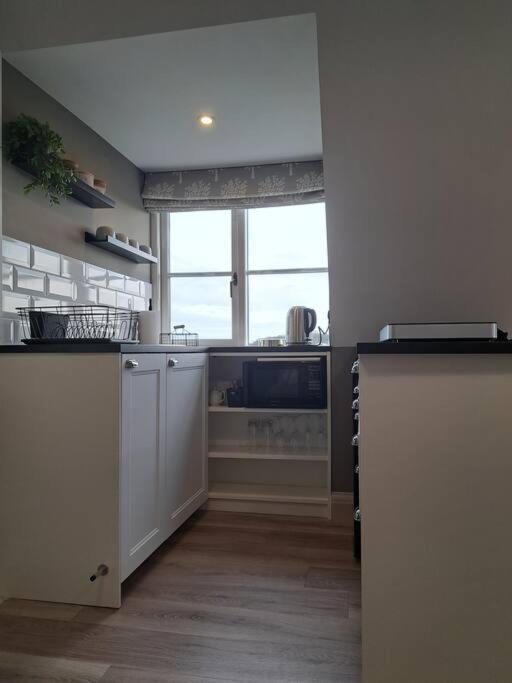 Suffolk View Apartment *